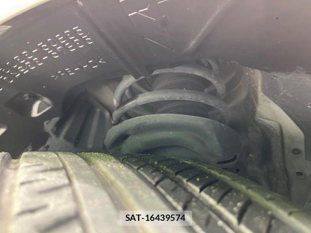 Toyota CAMRY HYBRID 2017-07 7960760-19