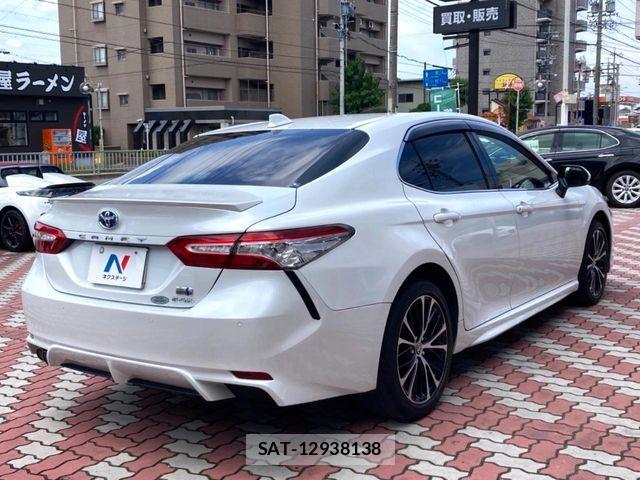 Toyota CAMRY HYBRID 2020-12 8034697-16
