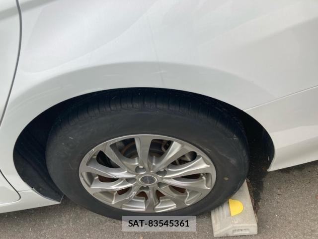 Toyota CAMRY HYBRID 2018-09 8034715-7