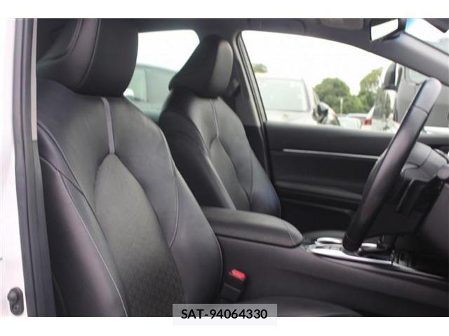 Toyota CAMRY HYBRID 2018-11 8034706-19