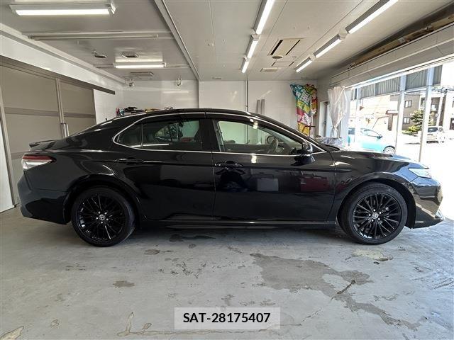 Toyota CAMRY HYBRID 2020-12 8034699-3