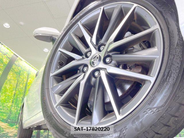Toyota CAMRY HYBRID 2021-06 8034696-12