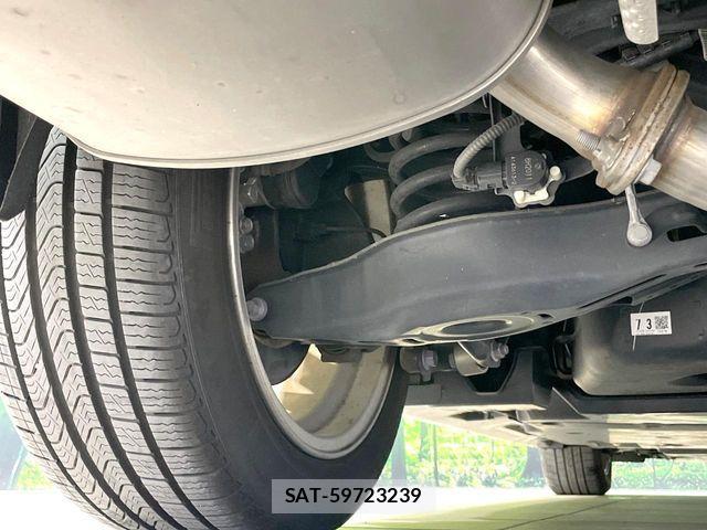 Toyota CAMRY HYBRID 2019-06 8034701-19