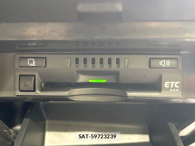 Toyota CAMRY HYBRID 2019-06 8034701-5