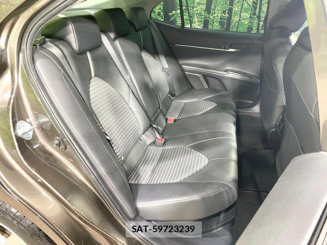 Toyota CAMRY HYBRID 2019-06 8034701-8