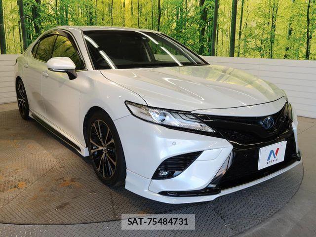 Toyota CAMRY HYBRID 2019-09 8034702-18