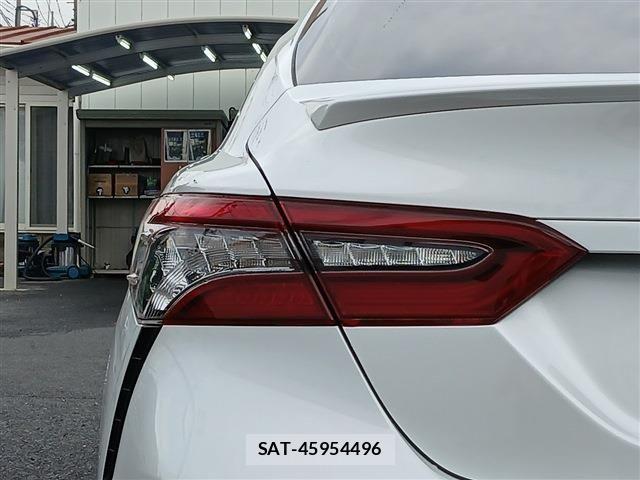 Toyota CAMRY HYBRID 2021-06 8034707-27