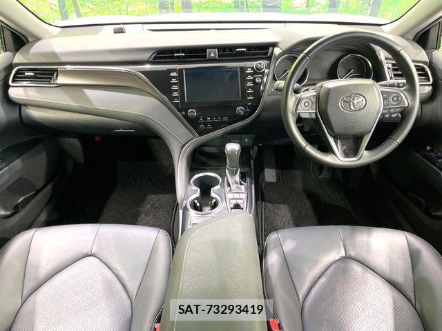 Toyota CAMRY HYBRID 2019-06 8034698-1