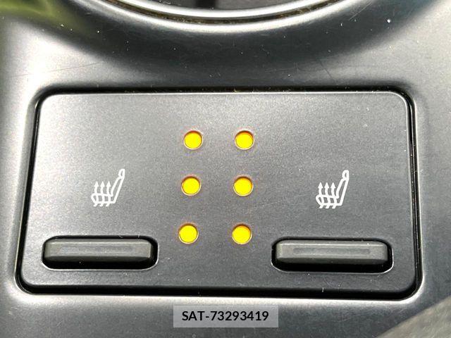 Toyota CAMRY HYBRID 2019-06 8034698-5
