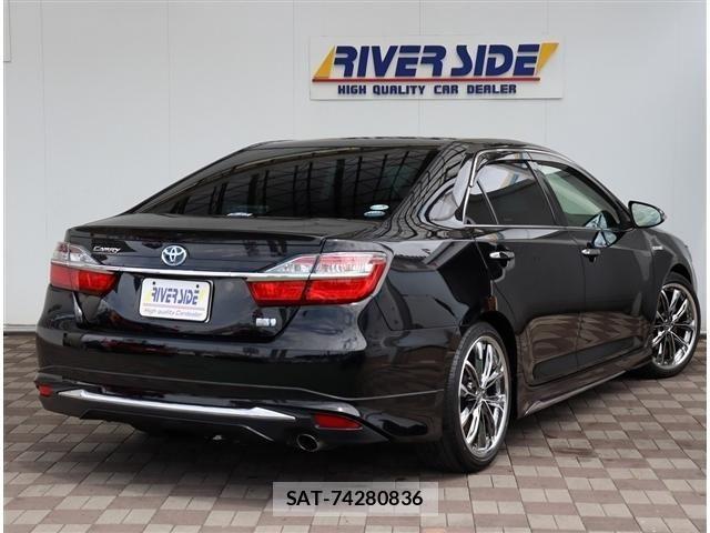 Toyota CAMRY HYBRID 2016-01 8034708-2