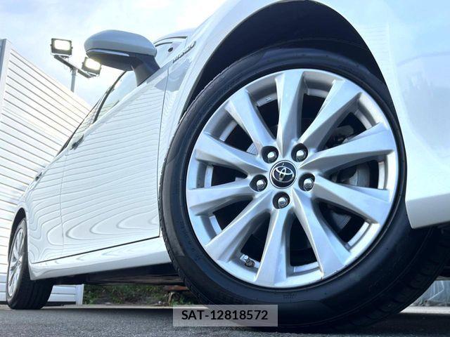 Toyota CAMRY HYBRID 2018-08 8034705-16