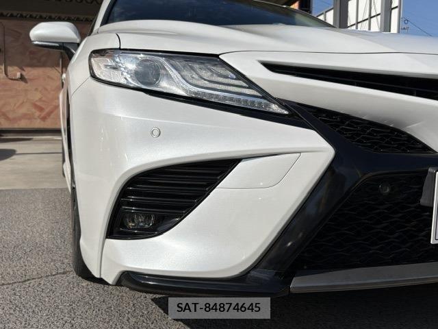 Toyota CAMRY HYBRID 2019-07 8034704-9