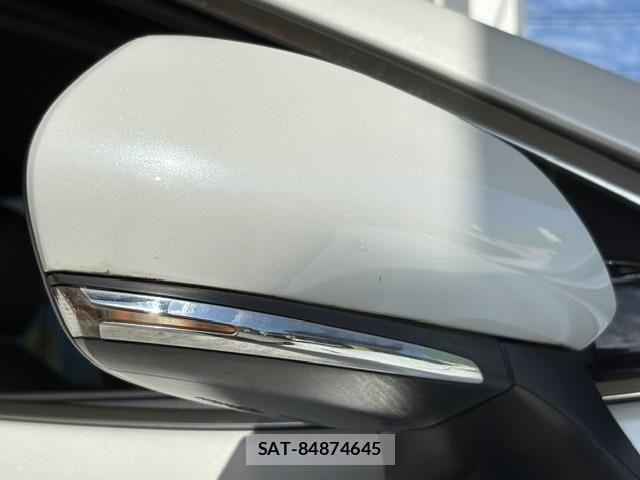 Toyota CAMRY HYBRID 2019-07 8034704-11
