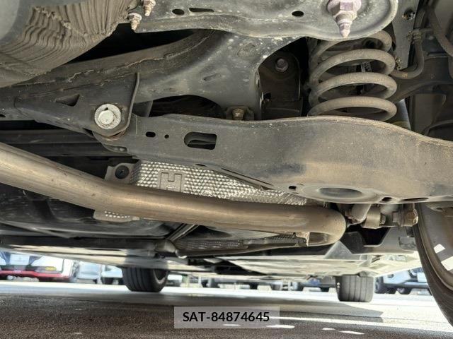 Toyota CAMRY HYBRID 2019-07 8034704-13