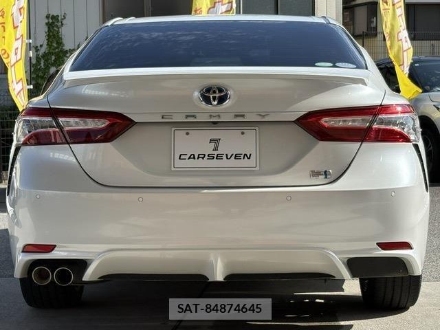 Toyota CAMRY HYBRID 2019-07 8034704-5