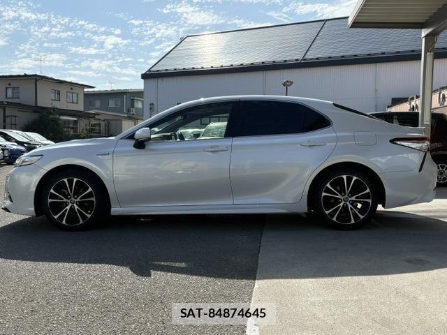 Toyota CAMRY HYBRID 2019-07 8034704-7