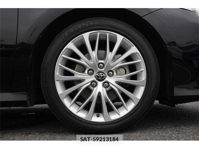Toyota CAMRY HYBRID 2018-02 8034709-15