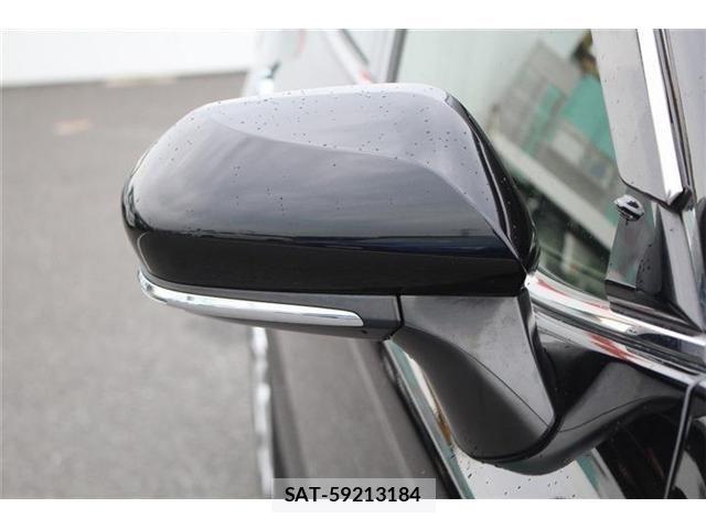 Toyota CAMRY HYBRID 2018-02 8034709-29