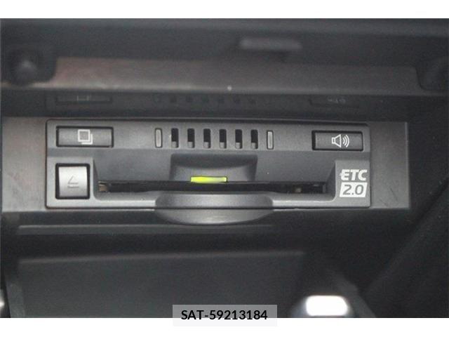 Toyota CAMRY HYBRID 2018-02 8034709-5