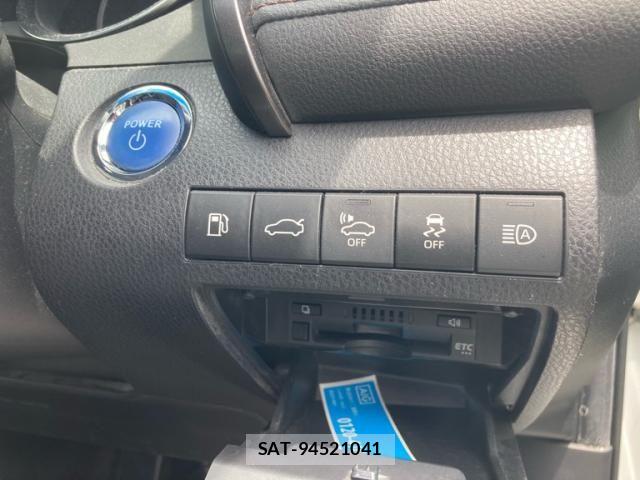 Toyota CAMRY HYBRID 2017-08 8073157-13
