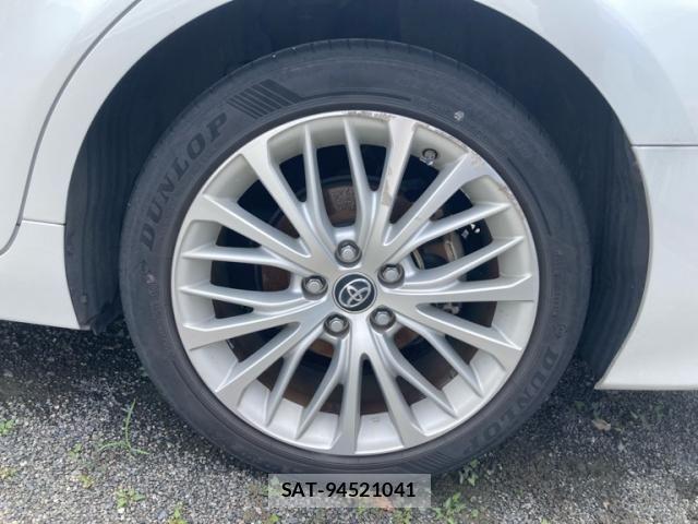 Toyota CAMRY HYBRID 2017-08 8073157-5