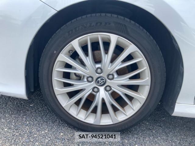 Toyota CAMRY HYBRID 2017-08 8073157-6