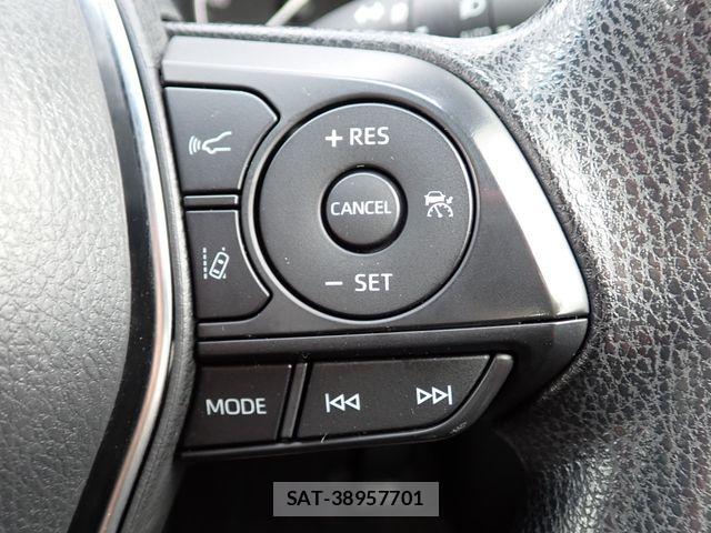Toyota CAMRY HYBRID 2021-05 8073155-9