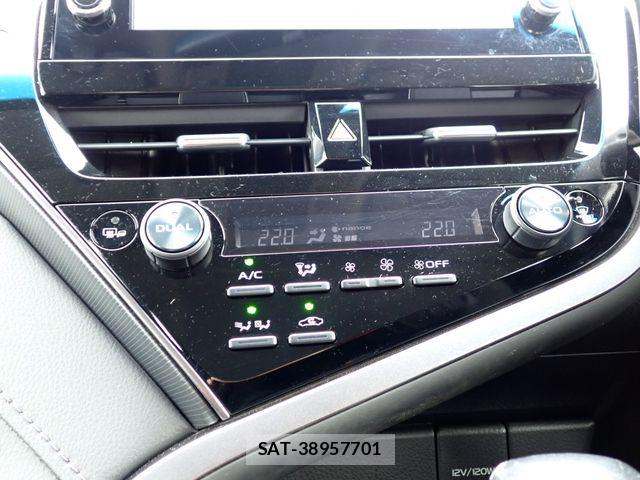 Toyota CAMRY HYBRID 2021-05 8073155-12