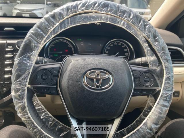 Toyota CAMRY HYBRID 2017-10 8073158-18
