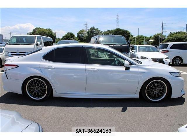 Toyota CAMRY HYBRID 2018-12 8098377-11
