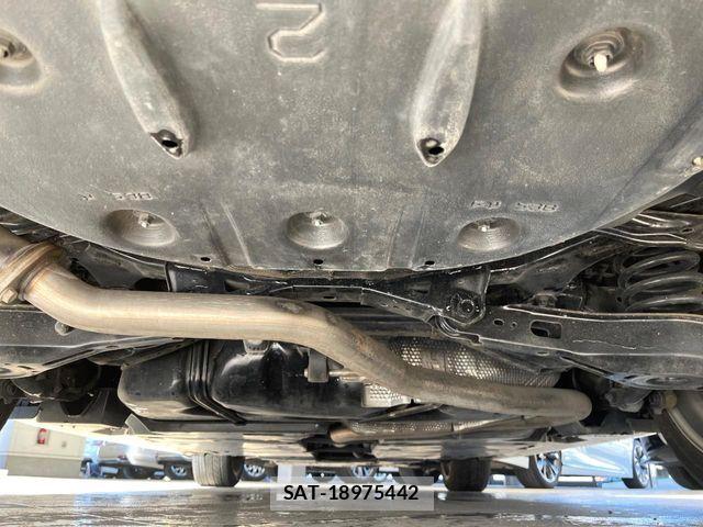 Toyota CAMRY HYBRID 2019-11 8098375-18