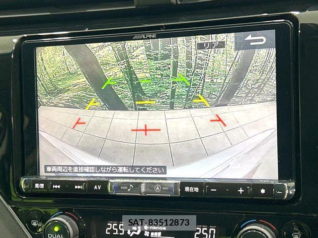 Toyota CAMRY HYBRID 2018-03 8098387-3