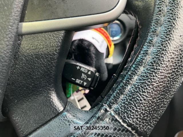 Toyota CAMRY HYBRID 2013-08 8098388-11