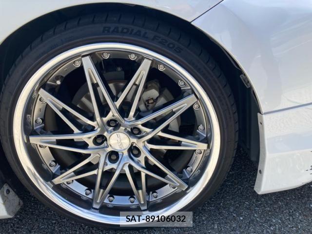 Toyota CAMRY HYBRID 2017-11 8098386-2