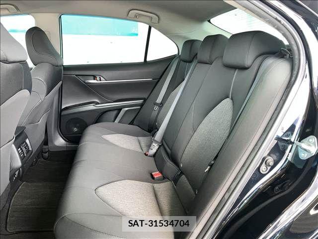 Toyota CAMRY HYBRID 2021-04 8098383-2