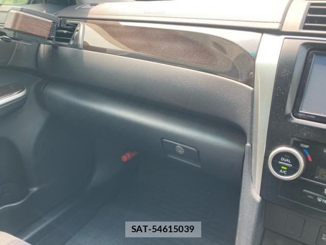 Toyota CAMRY HYBRID 2013-02 8145550-28