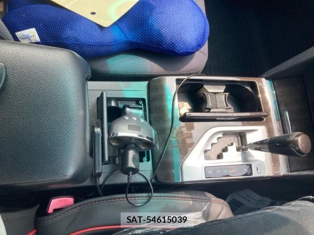 Toyota CAMRY HYBRID 2013-02 8145550-29