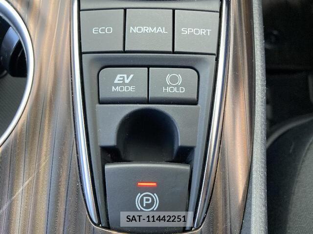 Toyota CAMRY HYBRID 2020-07 8206727-11