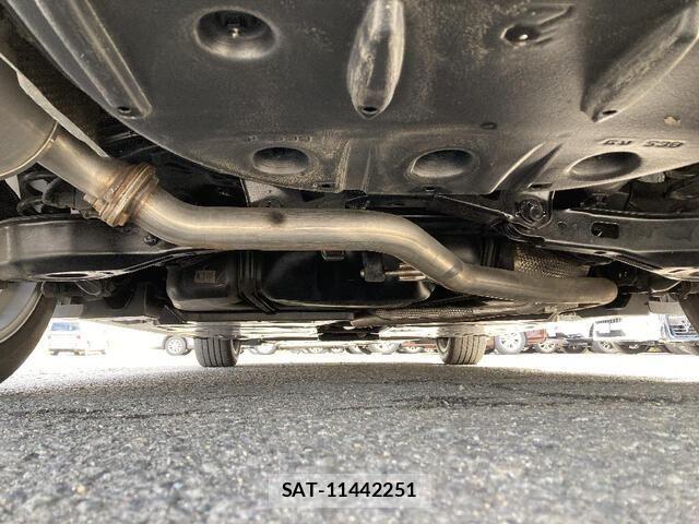 Toyota CAMRY HYBRID 2020-07 8206727-29