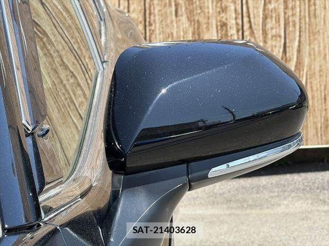 Toyota CAMRY HYBRID 2017-12 8206729-22