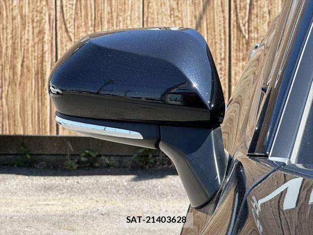Toyota CAMRY HYBRID 2017-12 8206729-23