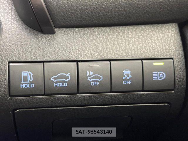 Toyota CAMRY HYBRID 2018-12 8229110-9
