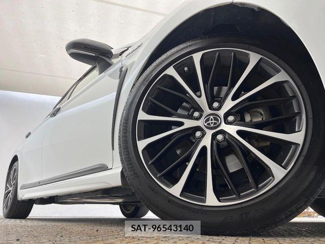 Toyota CAMRY HYBRID 2018-12 8229110-5