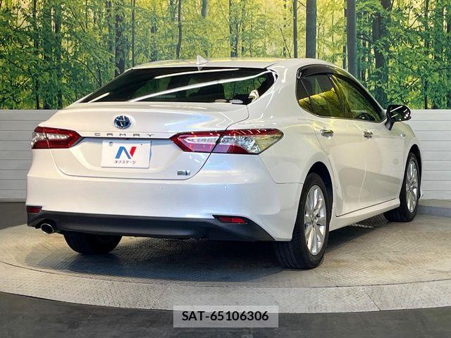 Toyota CAMRY HYBRID 2019-11 8229109-16