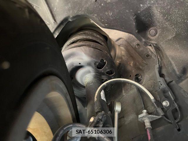 Toyota CAMRY HYBRID 2019-11 8229109-19