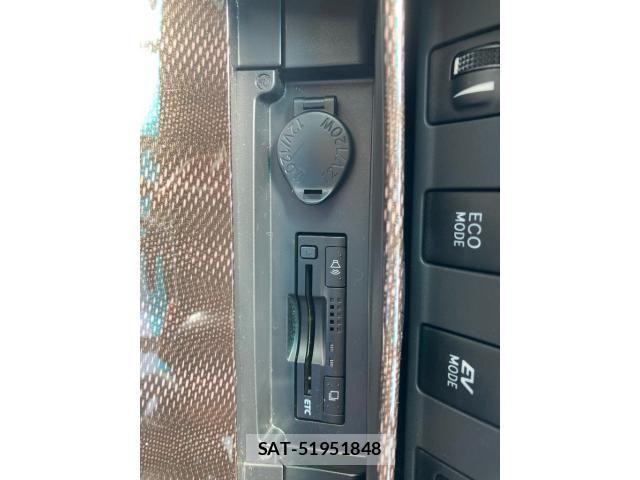 Toyota CAMRY HYBRID 2012-03 8229119-16