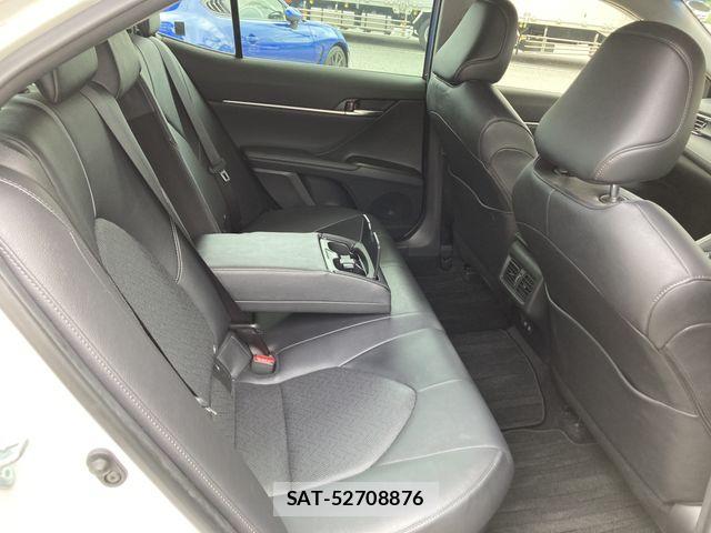 Toyota CAMRY HYBRID 2021-05 8244761-11
