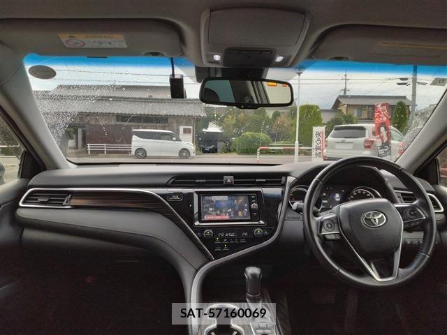 Toyota CAMRY HYBRID 2017-09 8244767-10