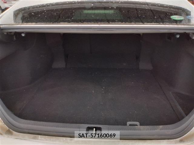 Toyota CAMRY HYBRID 2017-09 8244767-12