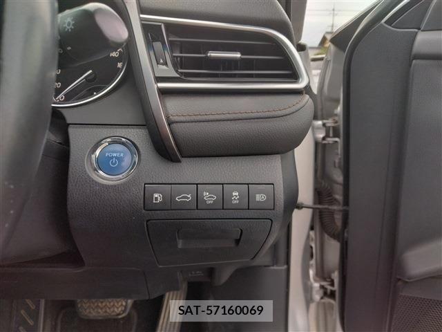 Toyota CAMRY HYBRID 2017-09 8244767-14